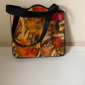 Vintage 1980’s pocketbook good condition